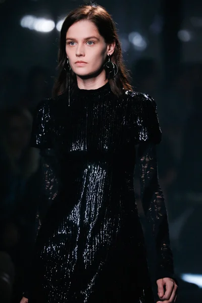 Look 107